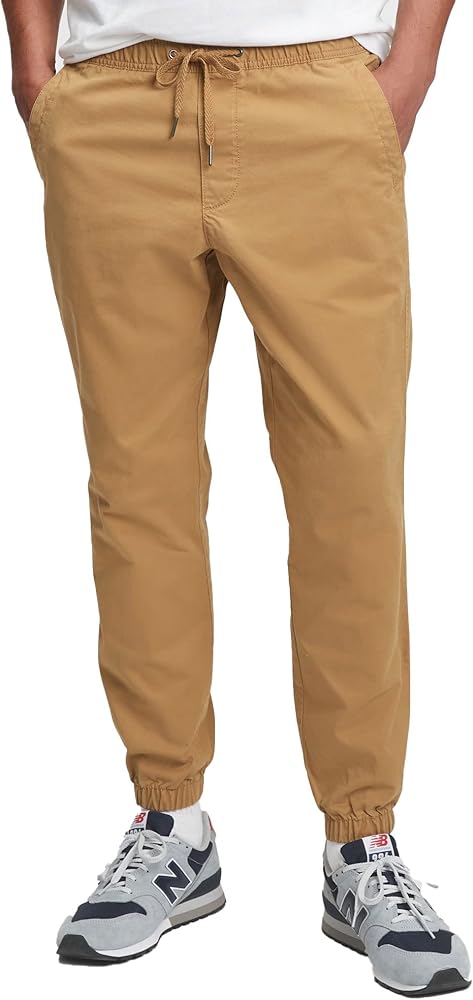 GAP Men's Essential Jogger Pant