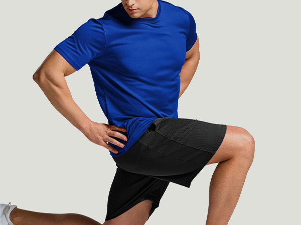 Breathable and moisture-wicking fabric keeps you fresh and dry