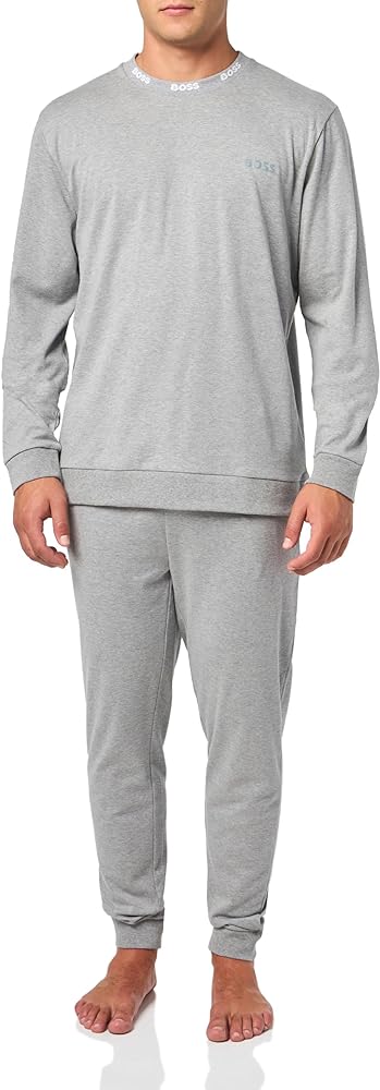 BOSS Men's Logo Wrap Around Sweatshirt and Sweatpant Set