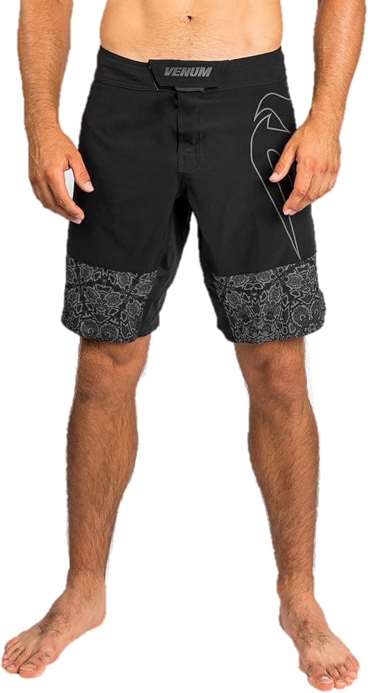 Venum Men's Light 4.0 Fightshorts