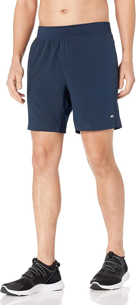 Amazon Essentials Men's Performance Stretch Woven 7" Training Short